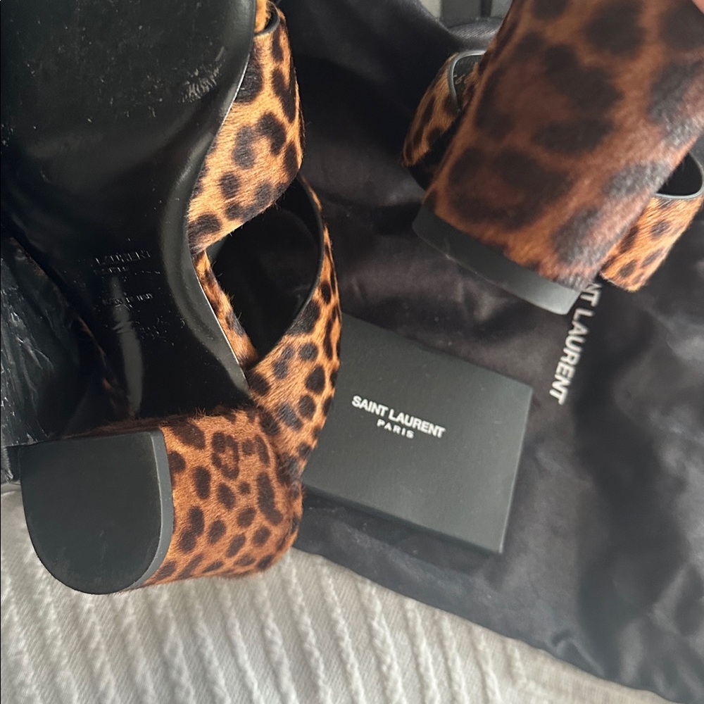 Saint Laurent Oak 75 Mule Sandals - Picture 12 of 15